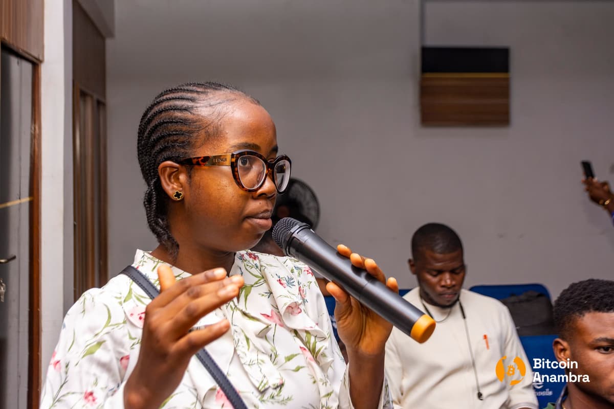 Emmanuella leading a workshop